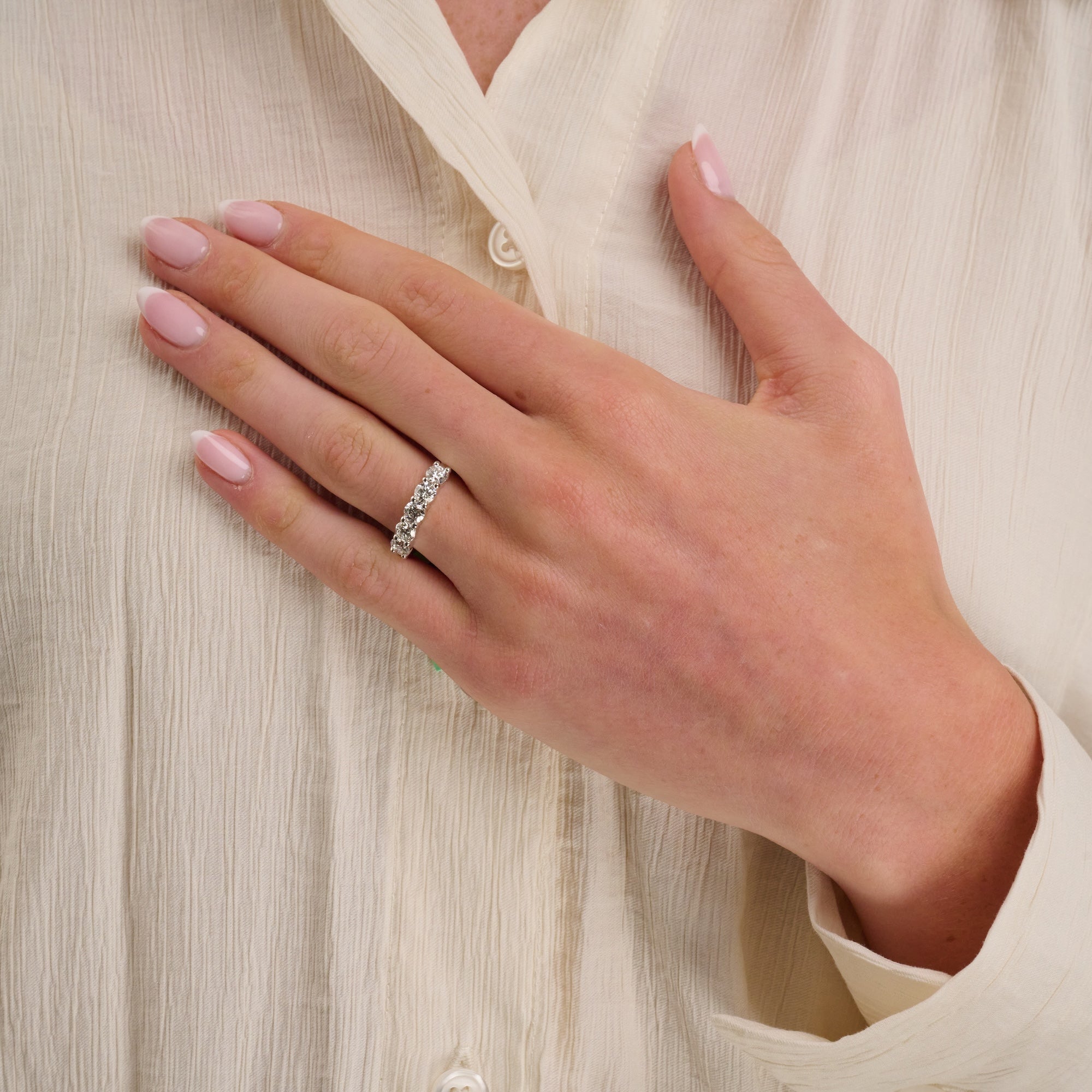 Bague en diamant de laboratoire à 5 pierres